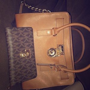 AUTHENTIC MK PURSES AND WALLET